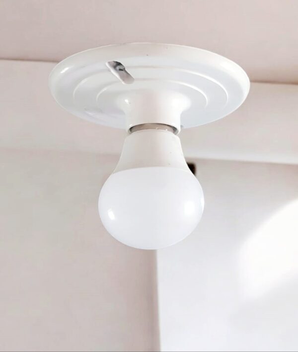 Socket redondo  policarbonato 1/2 resistente al calor - Imagen 2